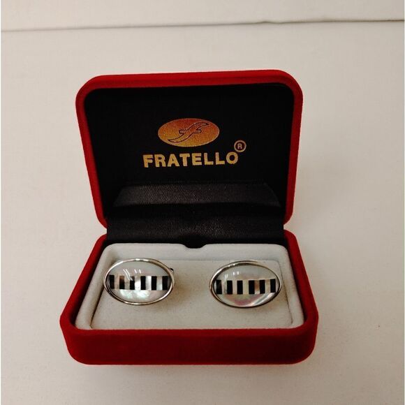 MEN'S FRATELLO ROUND SILVER, BLACK, WHITE ABSTRACT DESIGN. - Picture 1 of 2